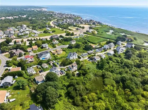 26 Anglers Court Narragansett RI 02882