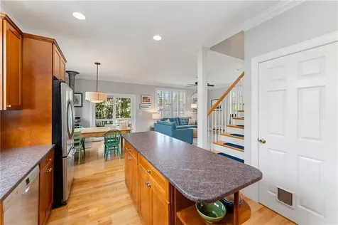 26 Anglers Court Narragansett RI 02882