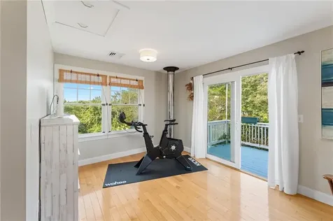 26 Anglers Court Narragansett RI 02882