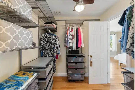 26 Anglers Court Narragansett RI 02882