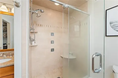 26 Anglers Court Narragansett RI 02882