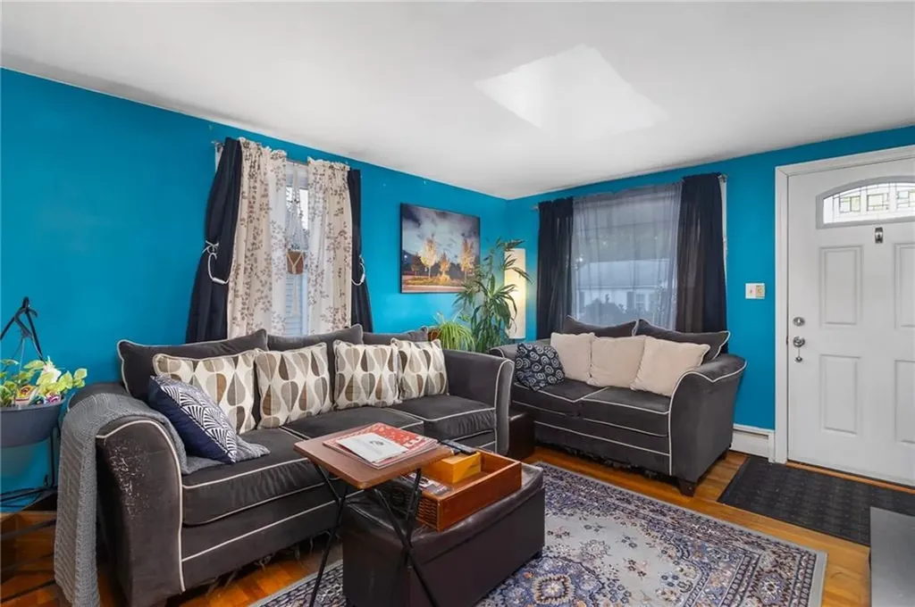 20 Minto Street Providence RI 02908
