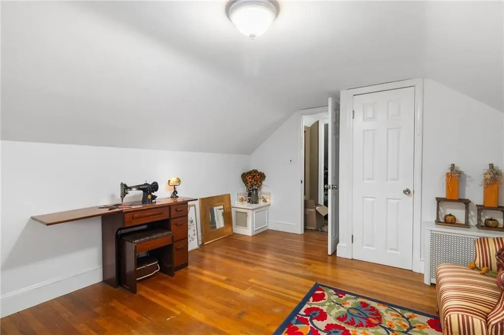 20 Minto Street Providence RI 02908
