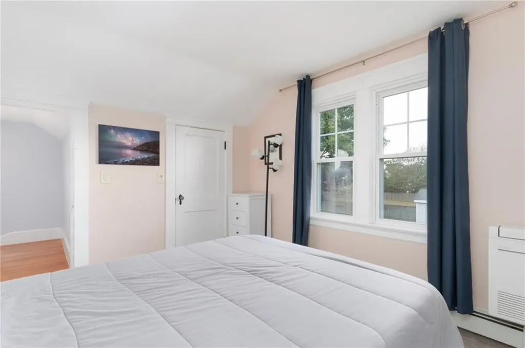 114 Ridgewood Road Middletown RI 02842