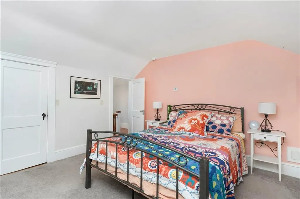 114 Ridgewood Road Middletown RI 02842