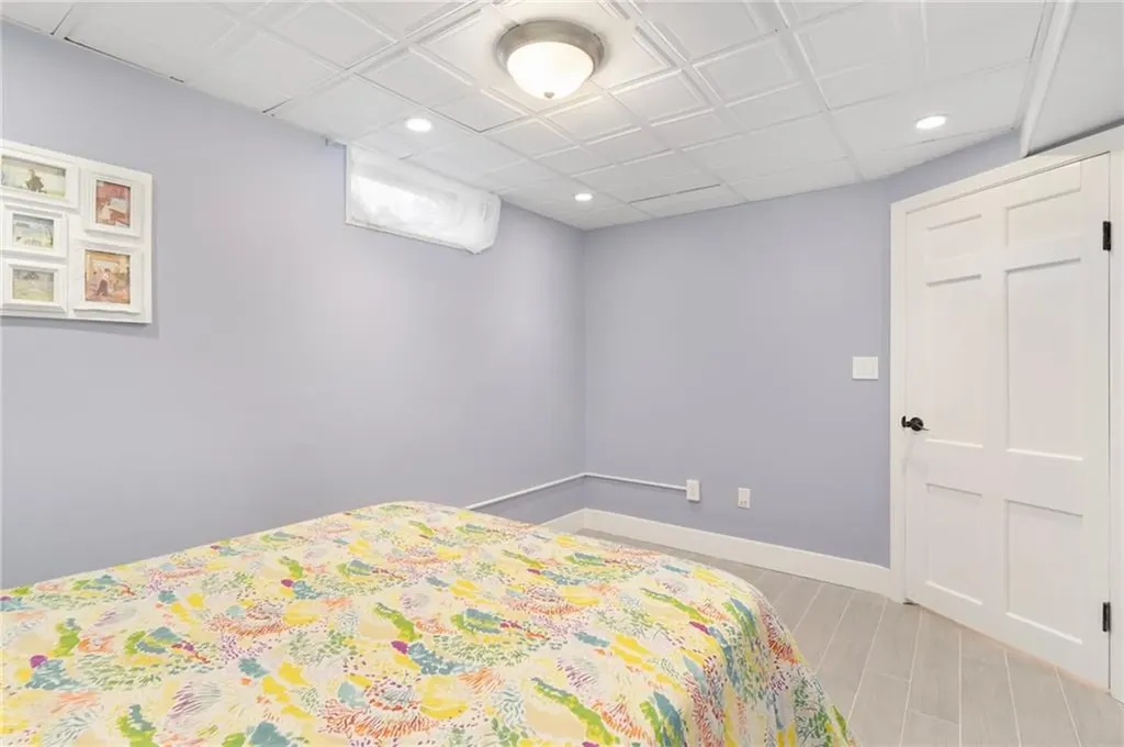 114 Ridgewood Road Middletown RI 02842