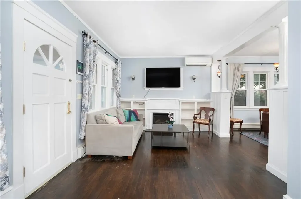 114 Ridgewood Road Middletown RI 02842