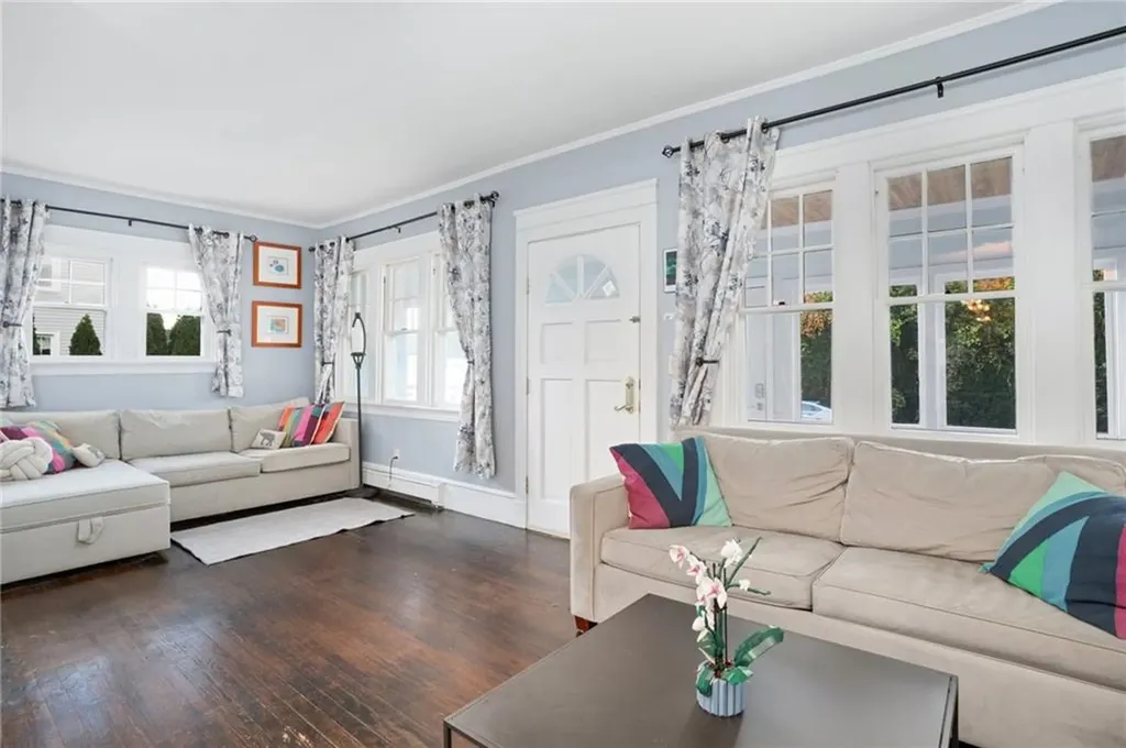 114 Ridgewood Road Middletown RI 02842