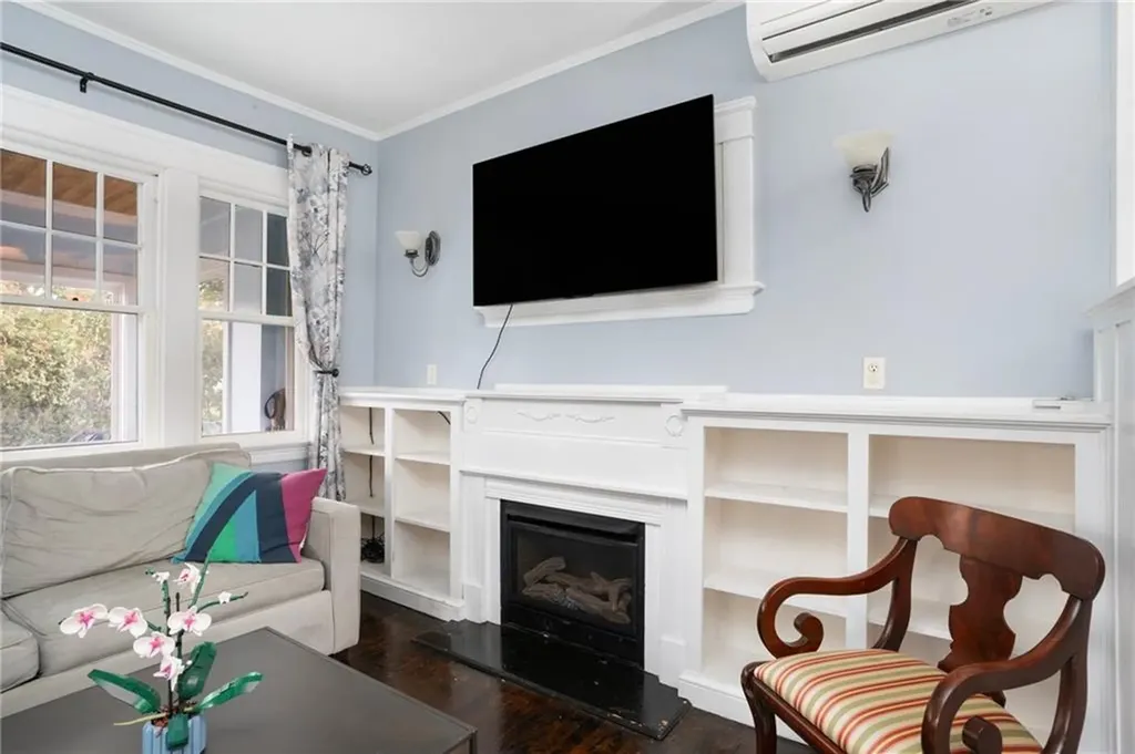 114 Ridgewood Road Middletown RI 02842
