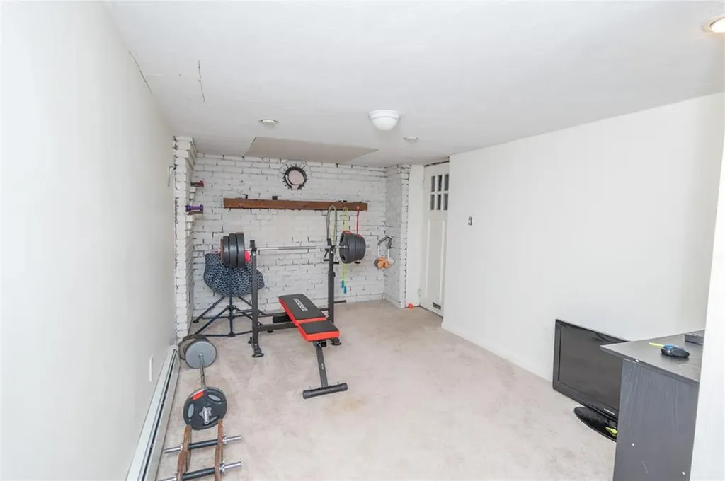 231 Hyde Street Cranston RI 02920
