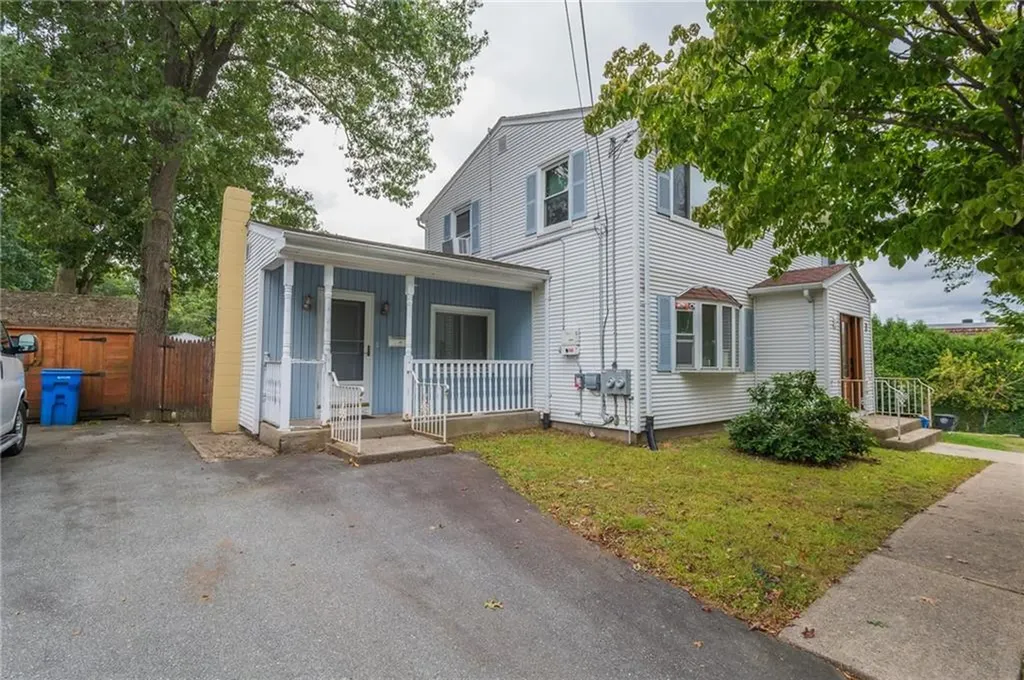 231 Hyde Street Cranston RI 02920