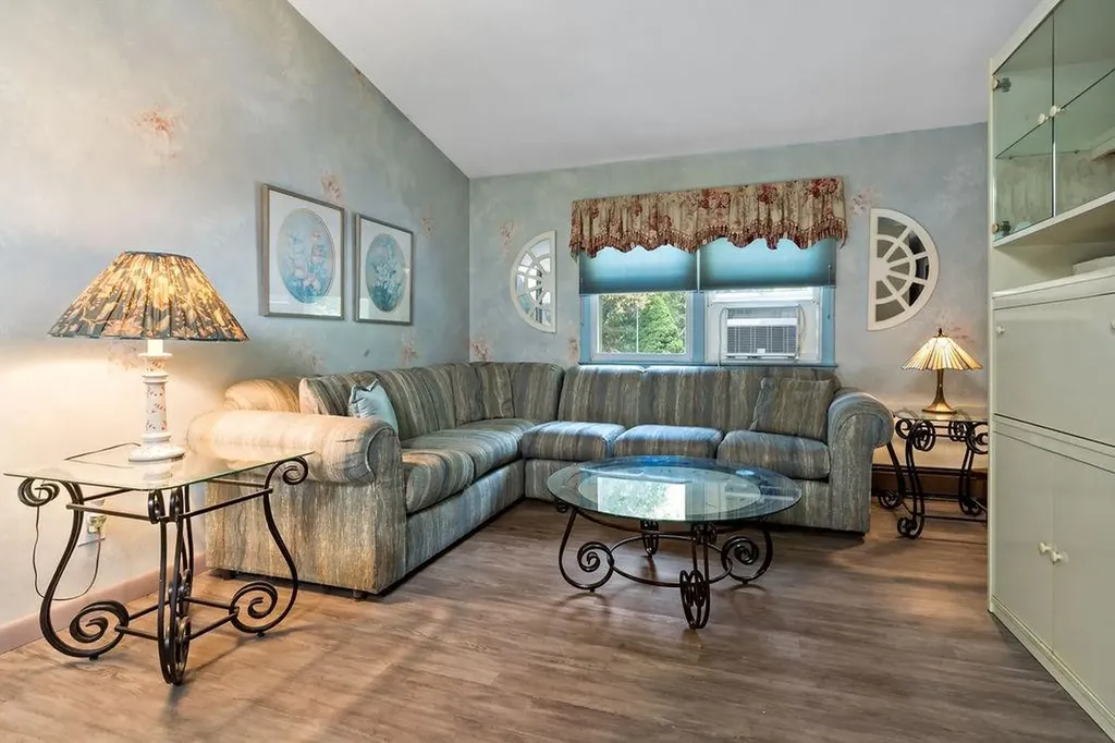 111 Jefferson Drive Coventry RI 02816