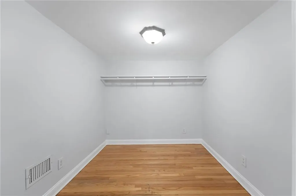 26 Carlton Avenue Warwick RI 02889