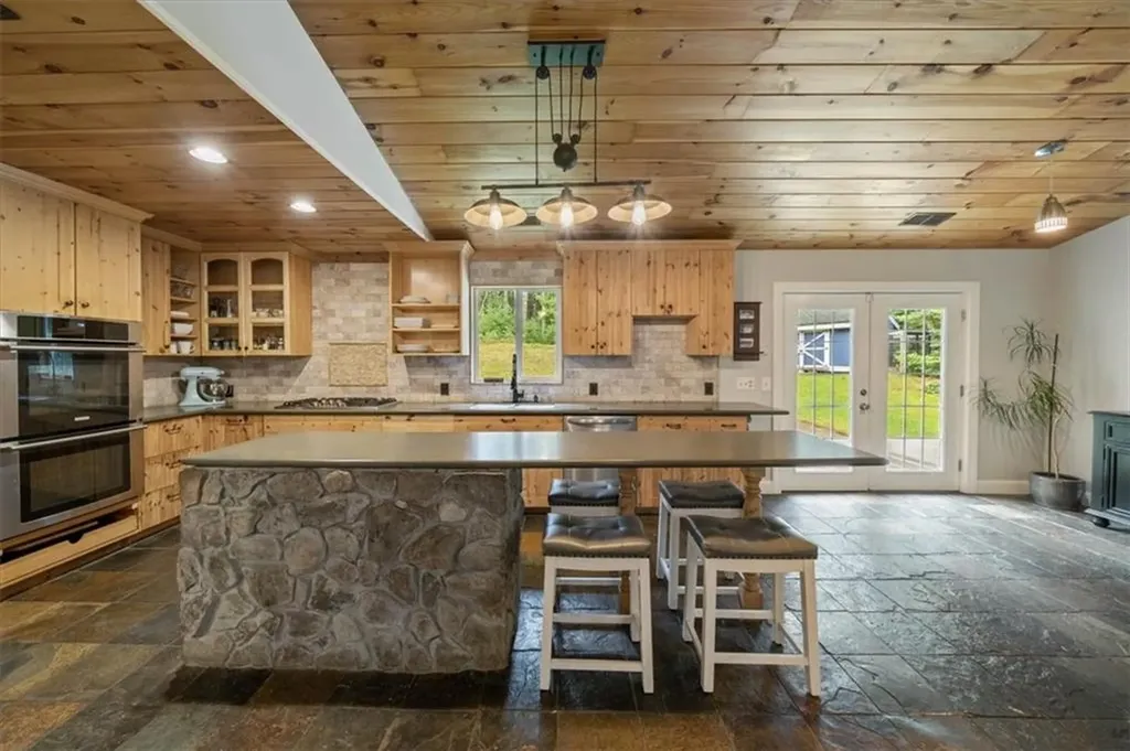 960 Town Farm Road Coventry RI 02816