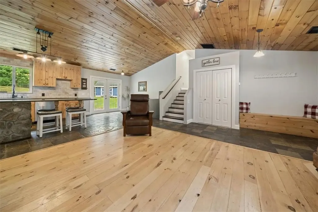 960 Town Farm Road Coventry RI 02816