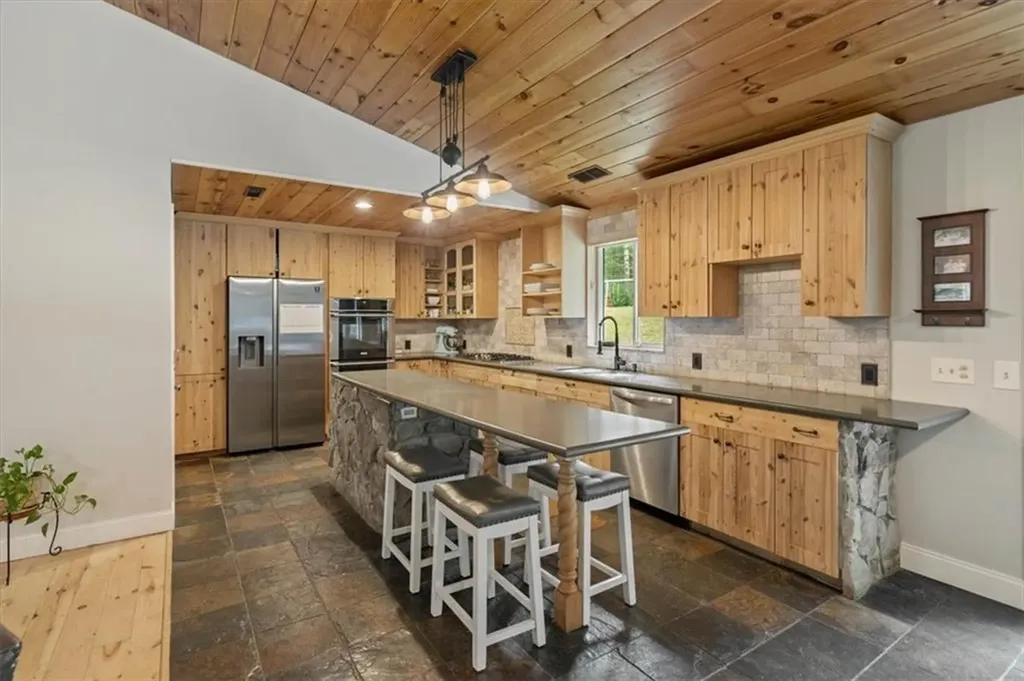 960 Town Farm Road Coventry RI 02816