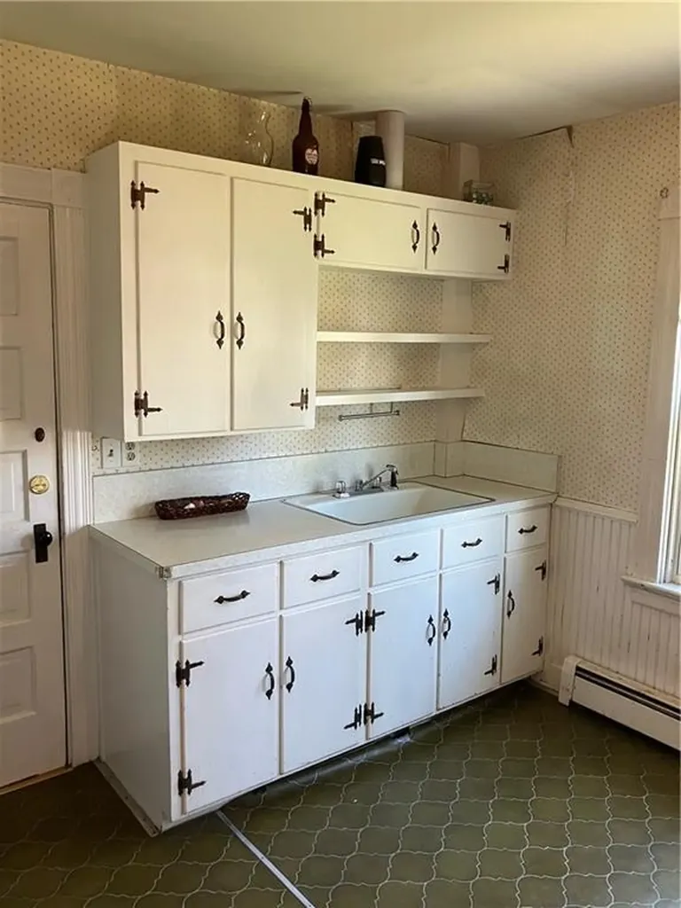 90 Richard Street Cranston RI 02910