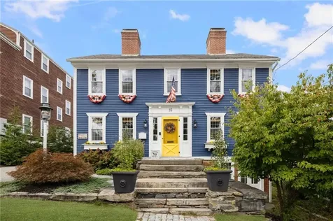 15 Division Street Warwick RI 02818