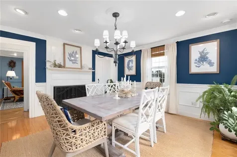 15 Division Street Warwick RI 02818