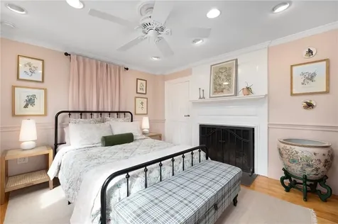 15 Division Street Warwick RI 02818