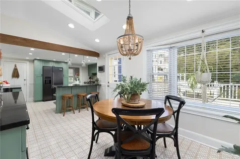 15 Division Street Warwick RI 02818