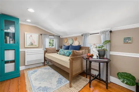 15 Division Street Warwick RI 02818