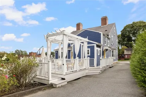 15 Division Street Warwick RI 02818