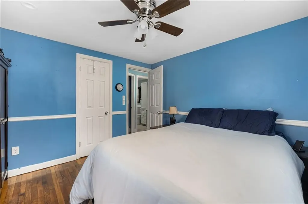 104 Horse Neck Road Warwick RI 02889