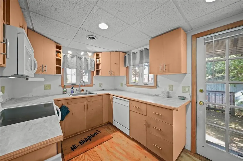 26 Alicant Street Providence RI 02908
