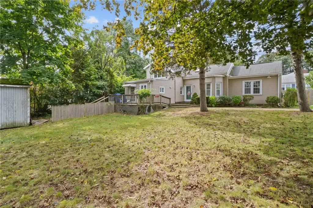 26 Alicant Street Providence RI 02908