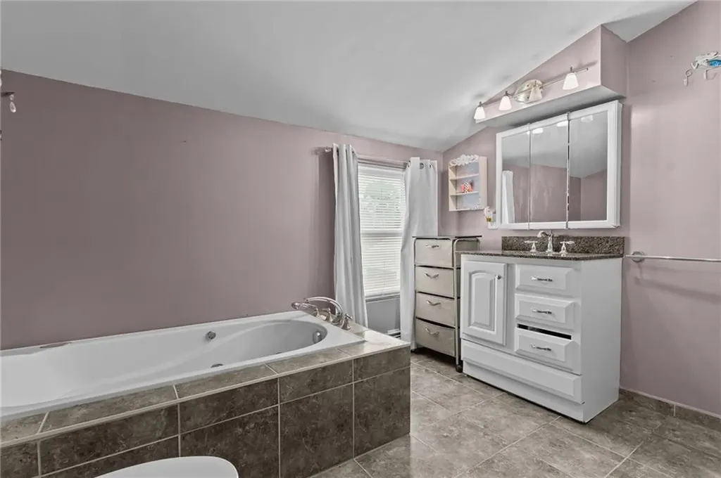 65 Majestic Avenue Warwick RI 02888