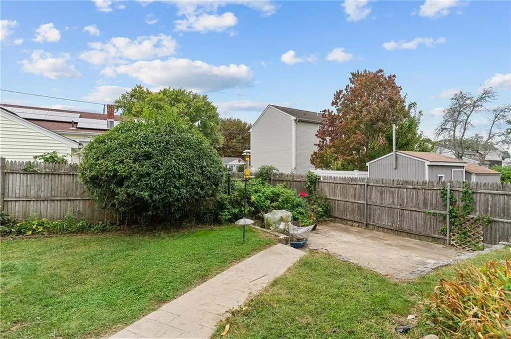 65 Majestic Avenue Warwick RI 02888