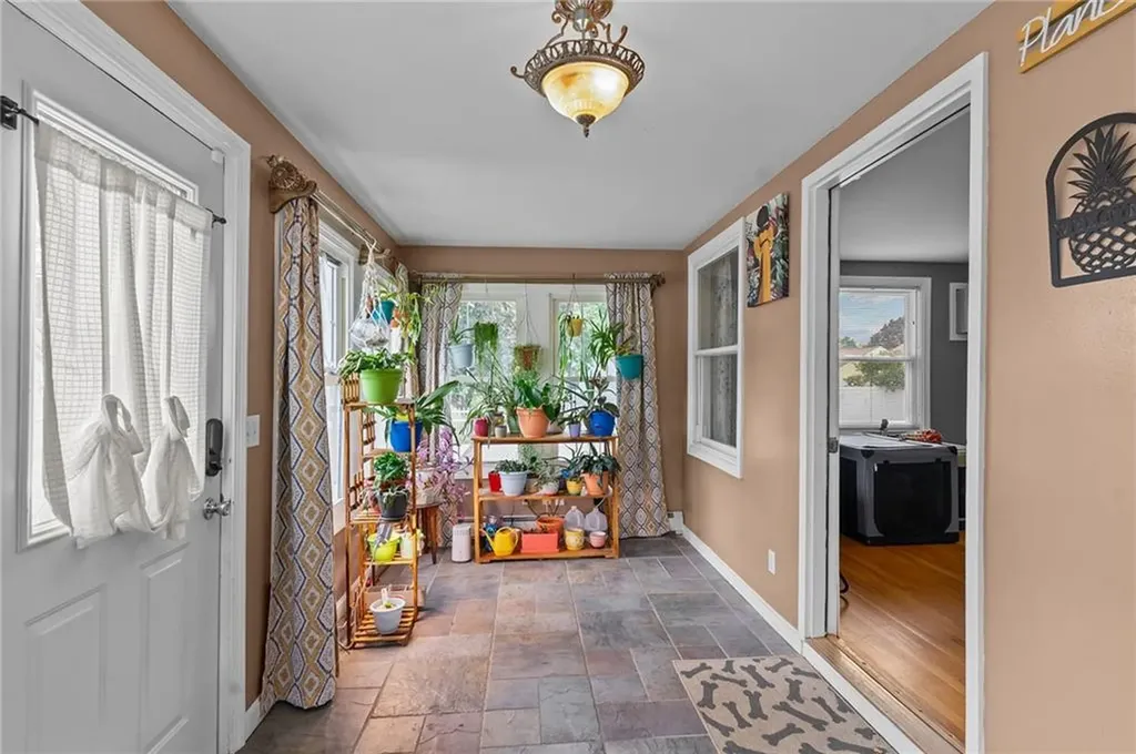 65 Majestic Avenue Warwick RI 02888