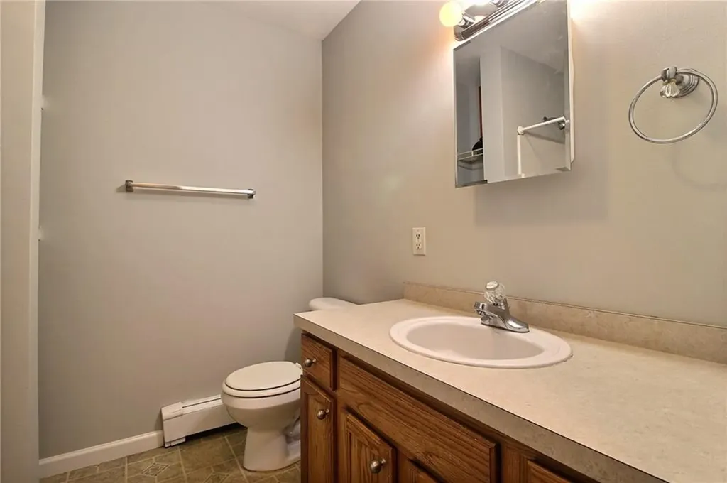 89 Old Post Road Westerly RI 02891