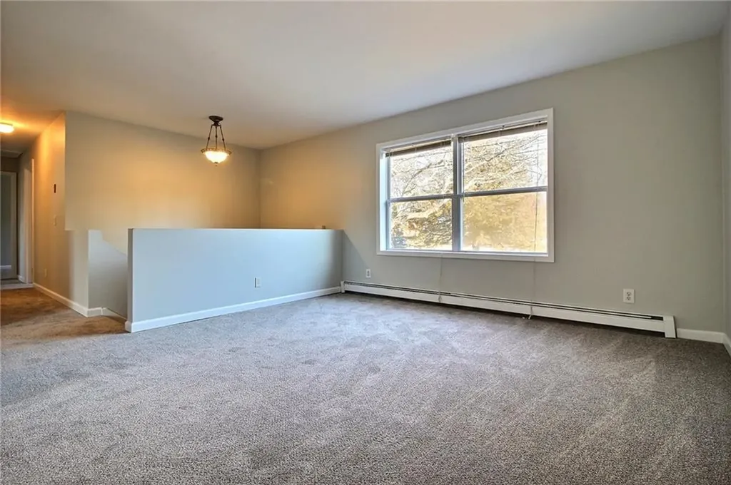 89 Old Post Road Westerly RI 02891