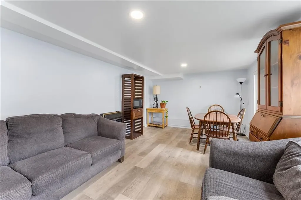 15 Blackberry Knoll Way Johnston RI 02919