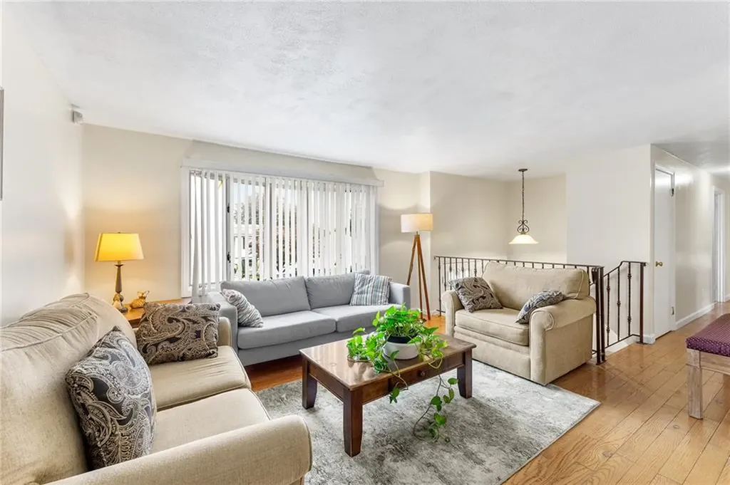 15 Blackberry Knoll Way Johnston RI 02919