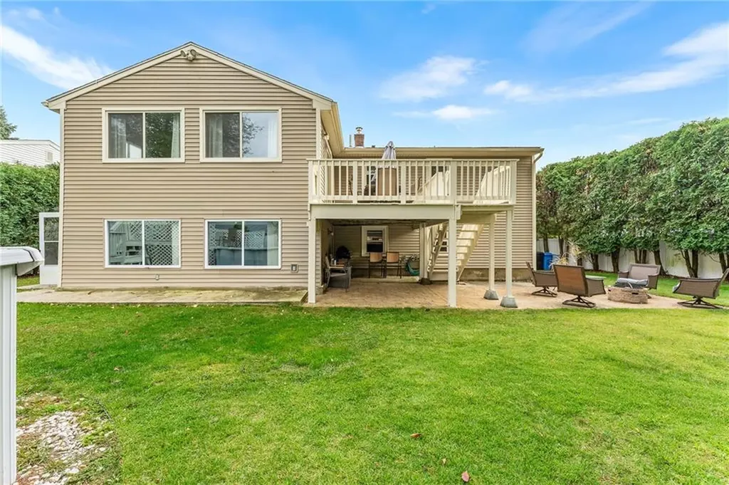 15 Blackberry Knoll Way Johnston RI 02919