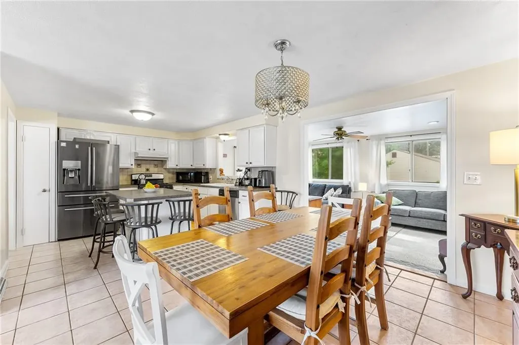 15 Blackberry Knoll Way Johnston RI 02919
