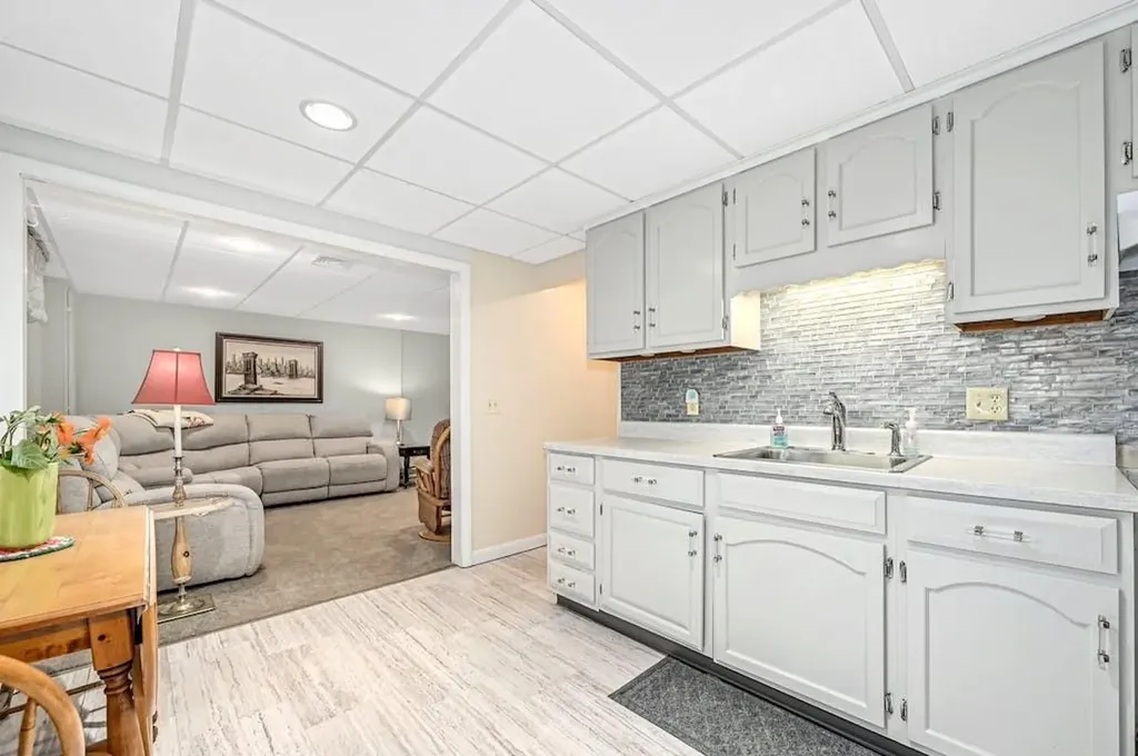 51 Keel Avenue Jamestown RI 02835