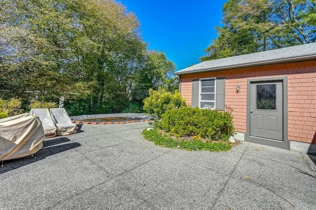 51 Keel Avenue Jamestown RI 02835