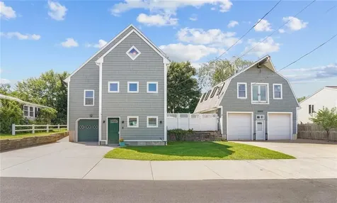 20 Kensington Avenue Portsmouth RI 02870