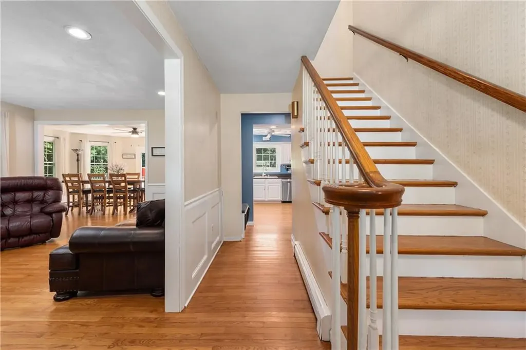 15 Mayflower Drive Cumberland RI 02864