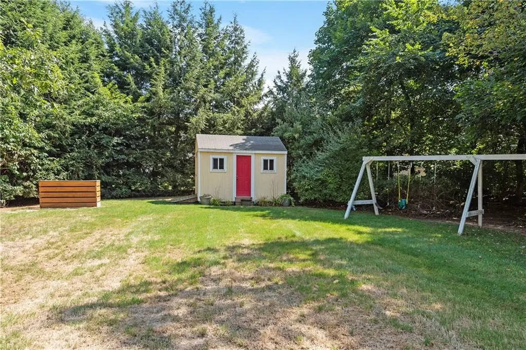 15 Mayflower Drive Cumberland RI 02864