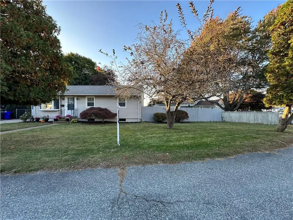 20 Fairgreen Drive West Warwick RI 02893