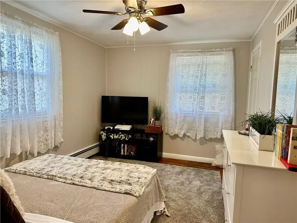 20 Fairgreen Drive West Warwick RI 02893