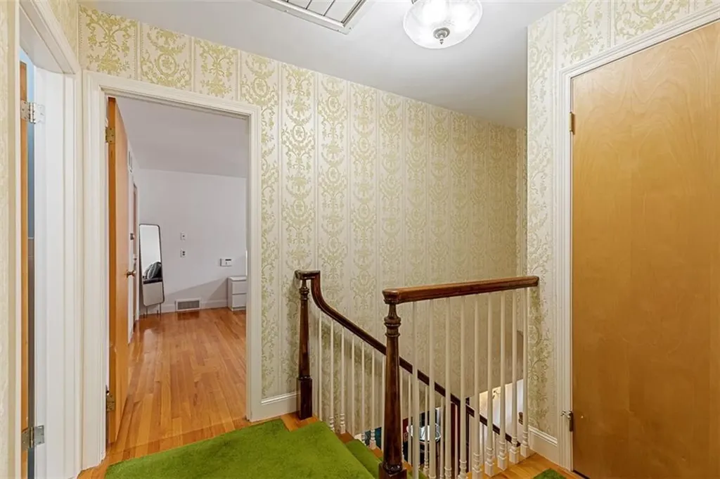 14 John F Kennedy Circle North Providence RI 02904