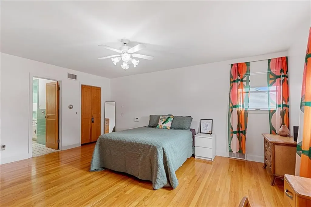 14 John F Kennedy Circle North Providence RI 02904