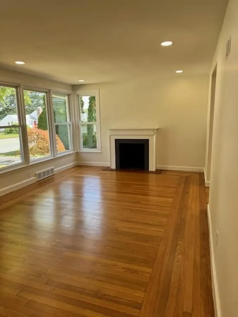 225 Garden City Drive Cranston RI 02920