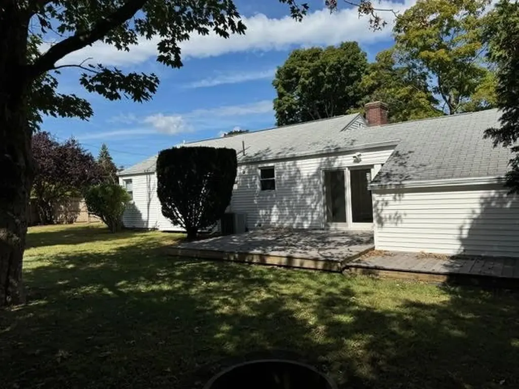 225 Garden City Drive Cranston RI 02920